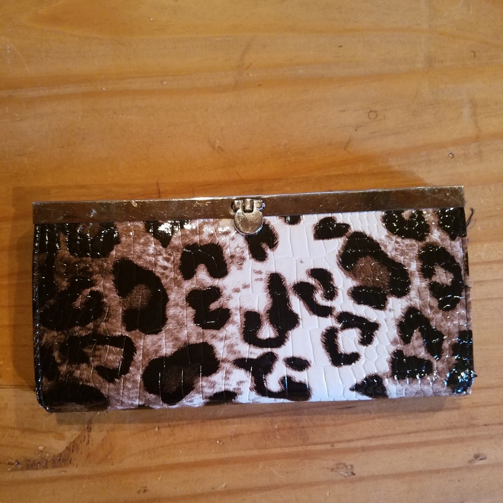 Leopard print wallet